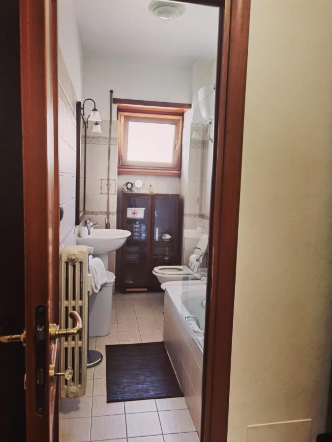 Appartamento Per Turisti E Famiglie Roma Exteriör bild